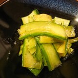 胡瓜のレモン醤油ドレッシングサラダ